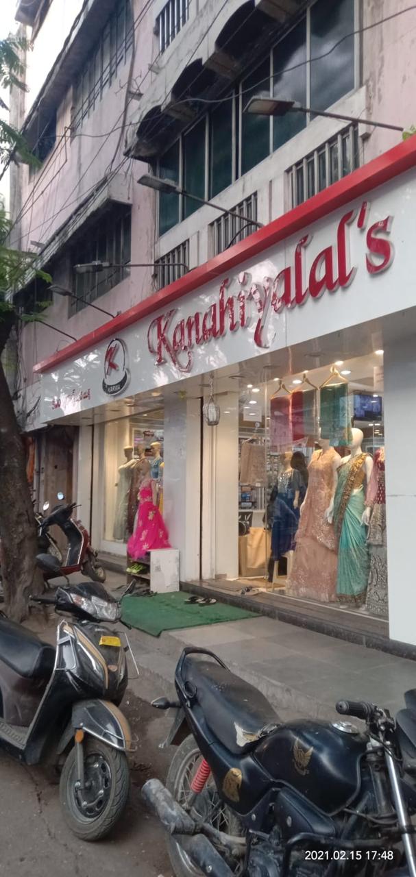 Kanahiyalal Saree Storefront Signage